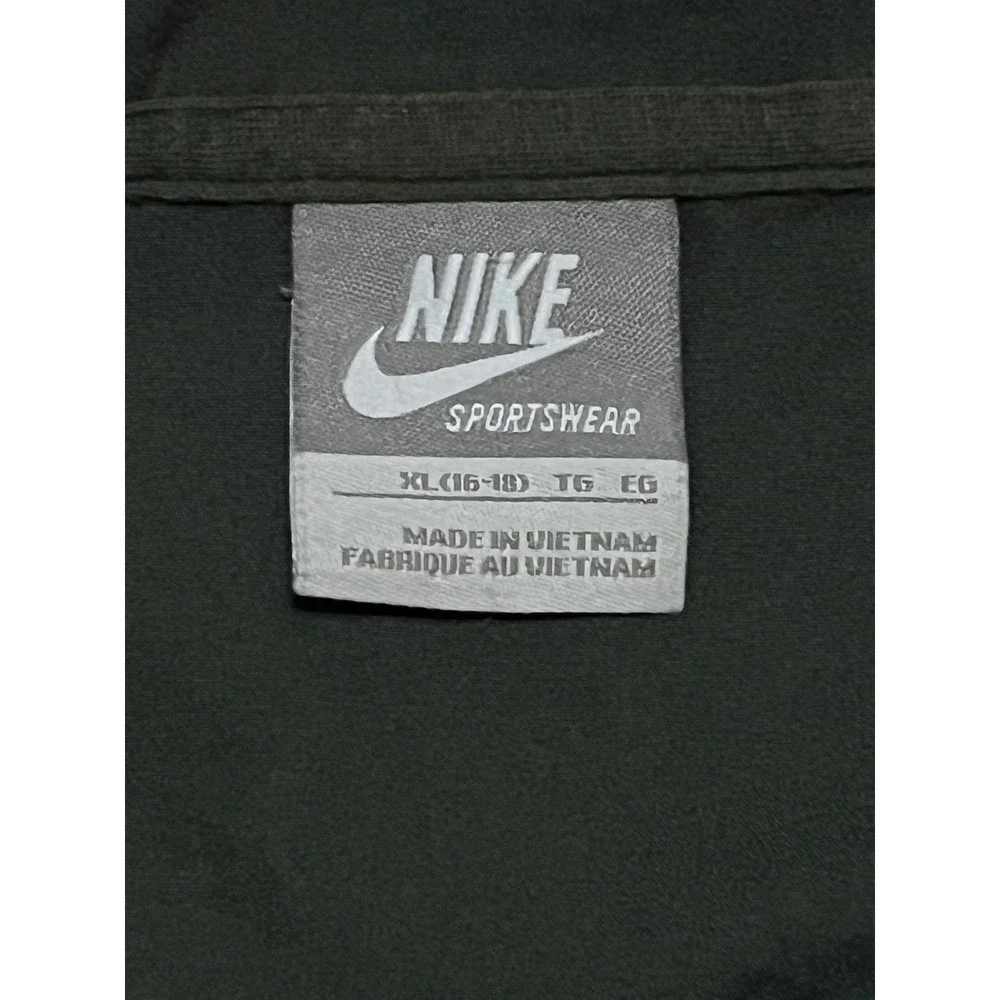 Nike sportswear full